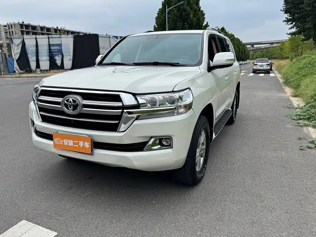 Toyota Land Cruiser — миниатюра 14