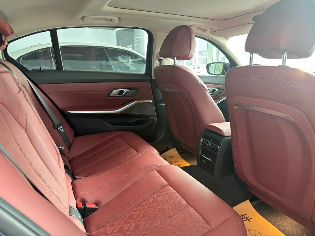 BMW i3 — миниатюра 8