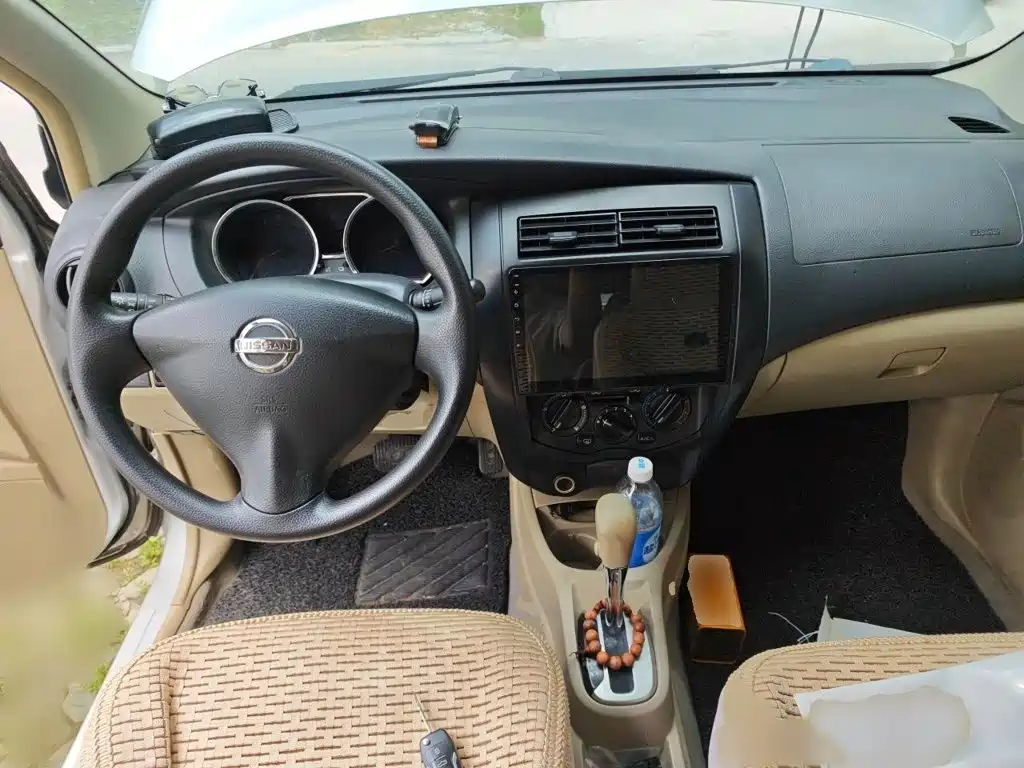 Nissan Livina — миниатюра 13