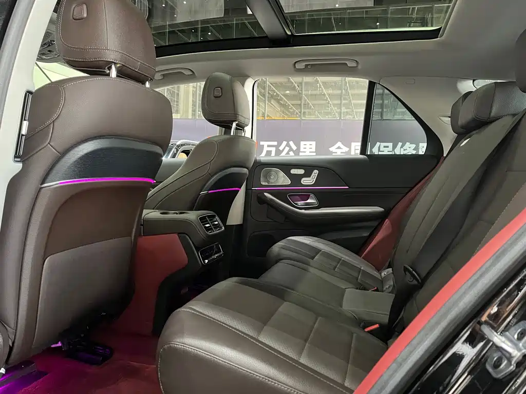 Mercedes-Benz GLE (Import) — миниатюра 12