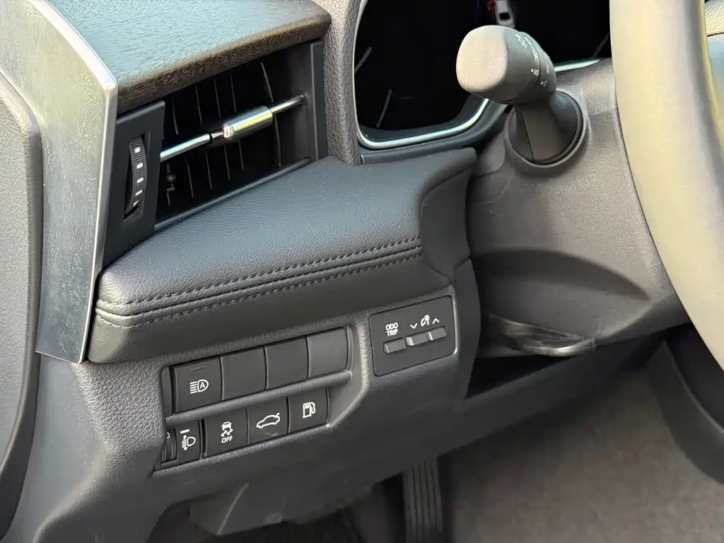 Toyota Avalon 2023 2.0L Luxury