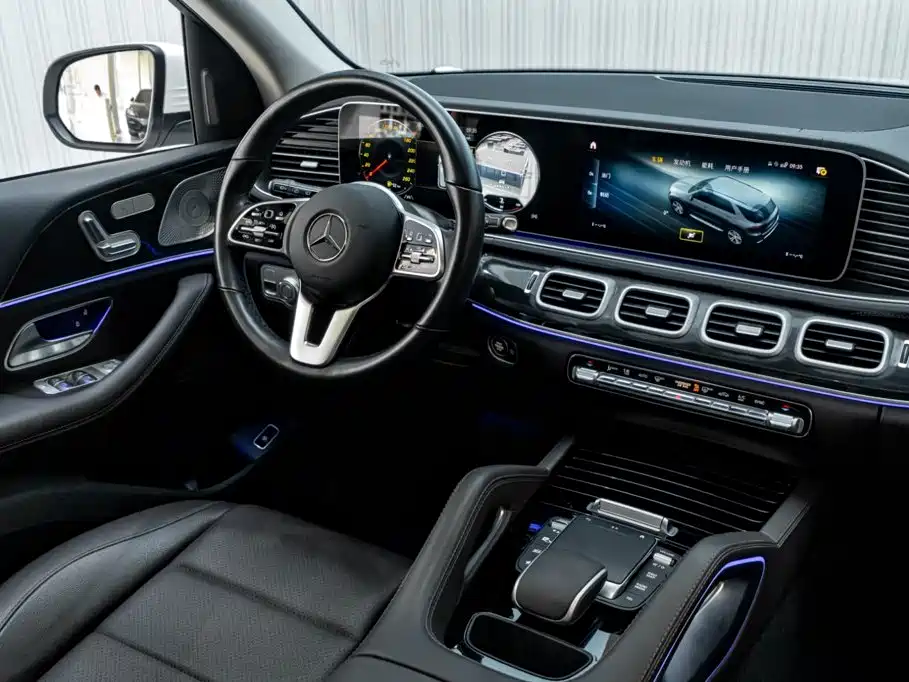 Mercedes-Benz GLE (Import) — миниатюра 26