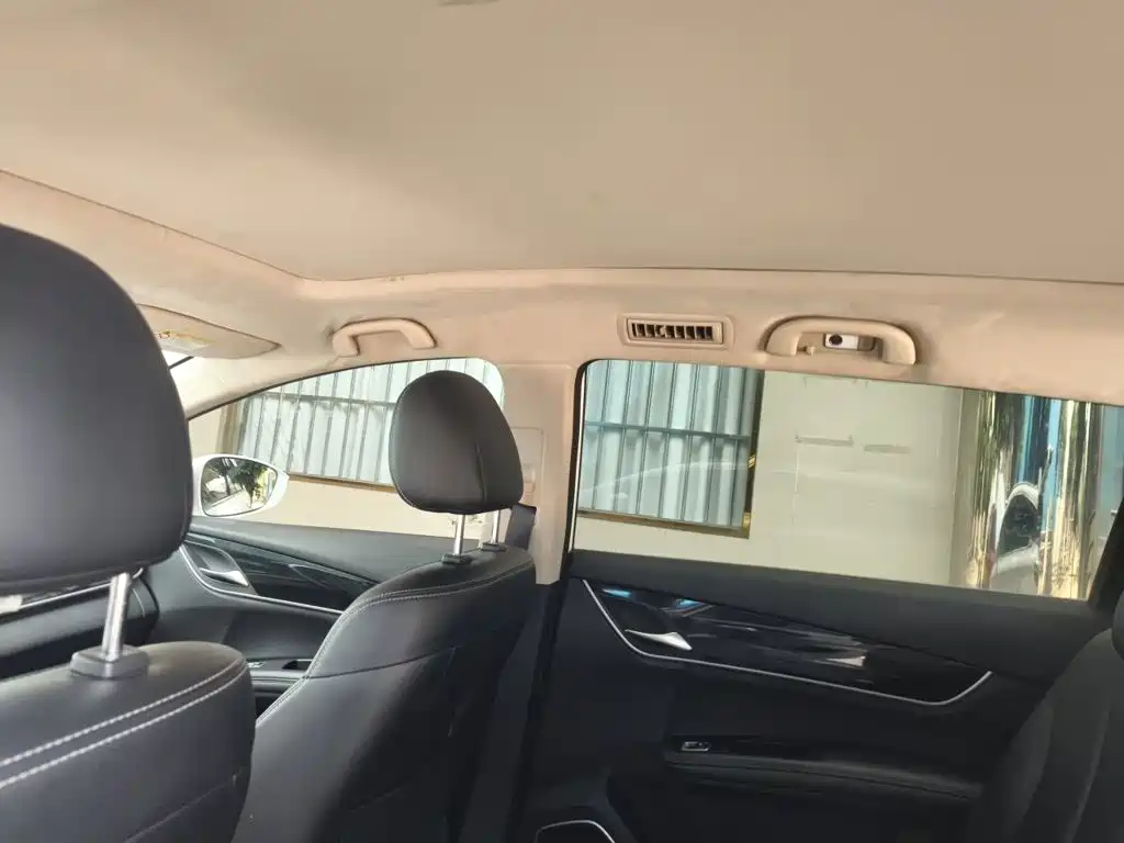 BYD MAX — миниатюра 14