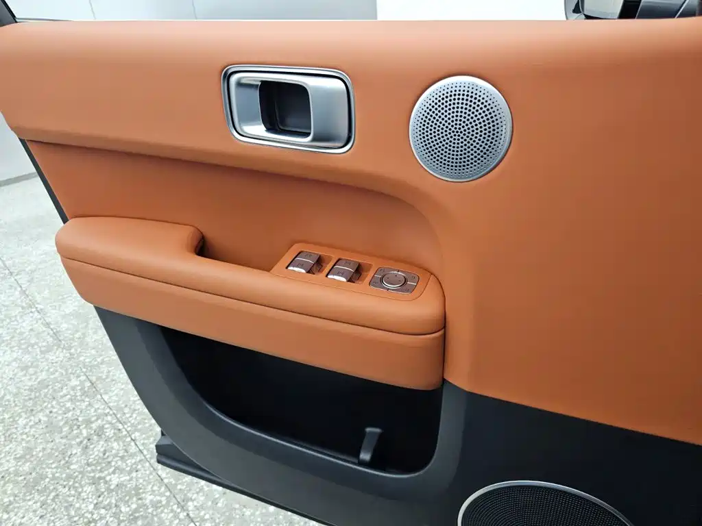 Li Auto Li L6 — миниатюра 8