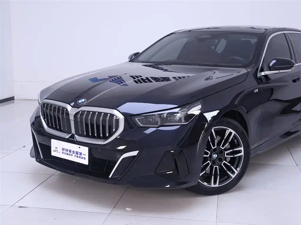BMW 5 Series 5 2024 530Li Lead M Sport