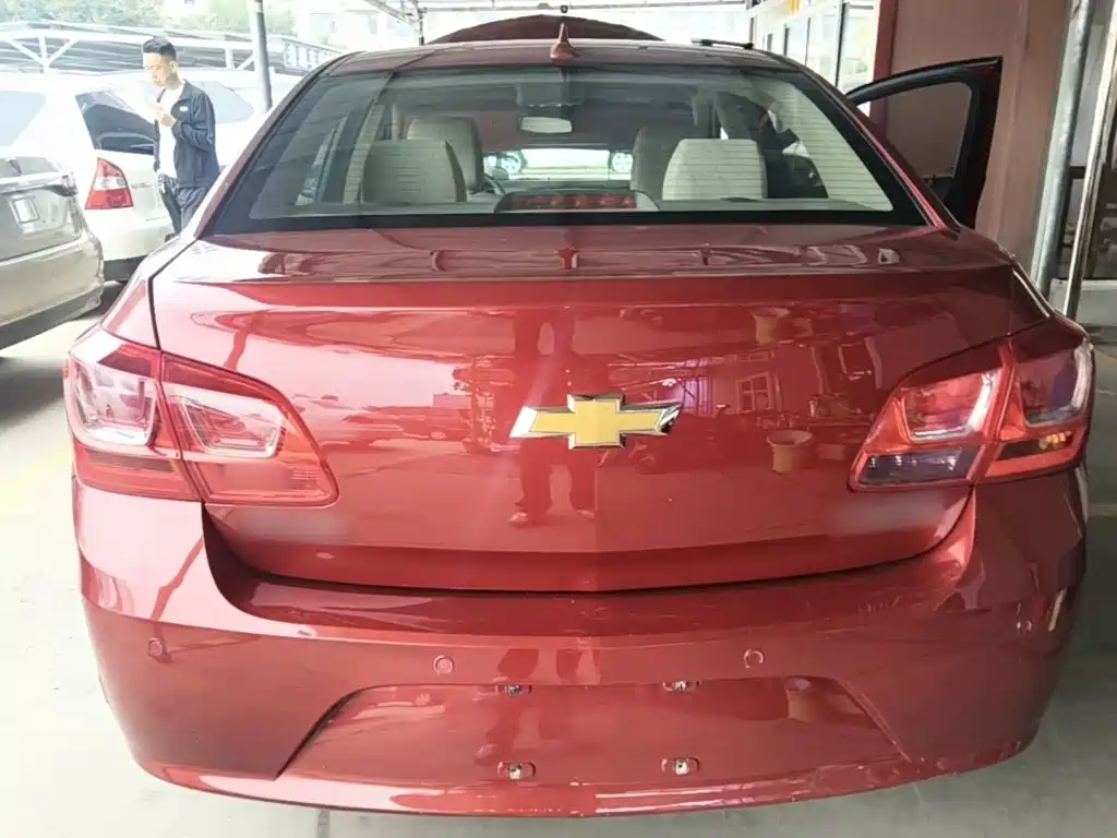 Chevrolet Cruze — миниатюра 19