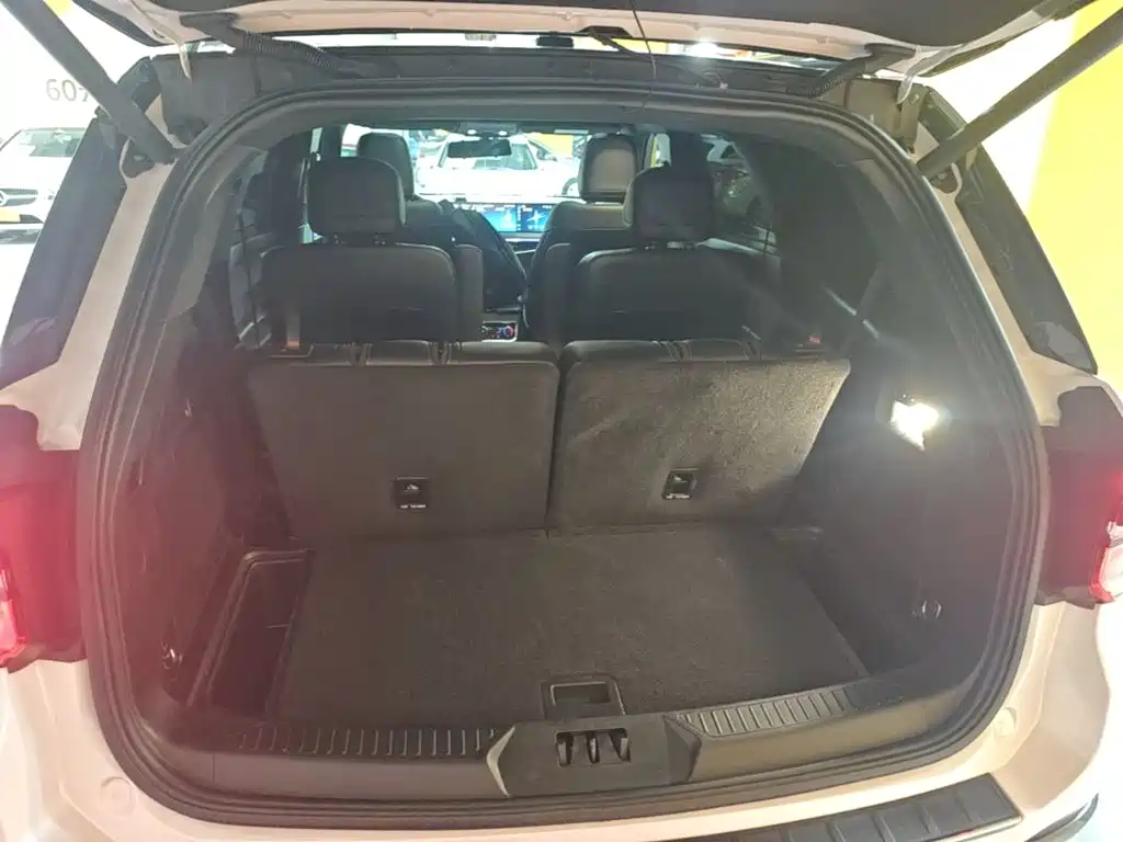 Ford Explorer — миниатюра 19