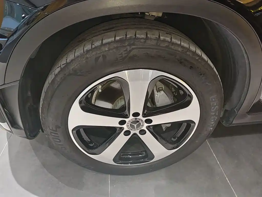 Mercedes-Benz GLC — миниатюра 23