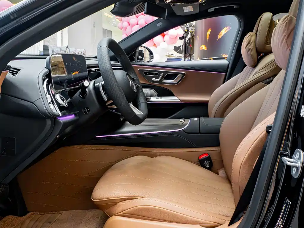 Mercedes-Benz E-Class — миниатюра 27