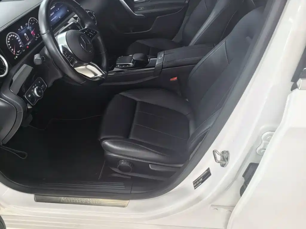 Mercedes-Benz A-Class — миниатюра 15