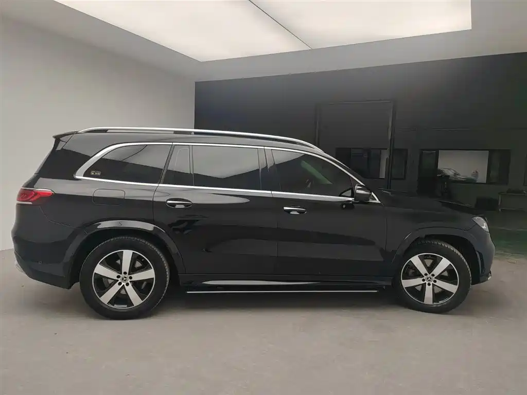 Mercedes-Benz GLS — миниатюра 14