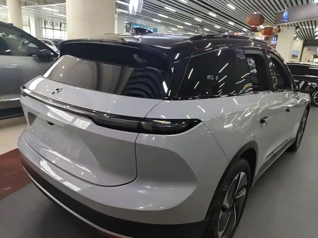 NIO ES6 — миниатюра 7