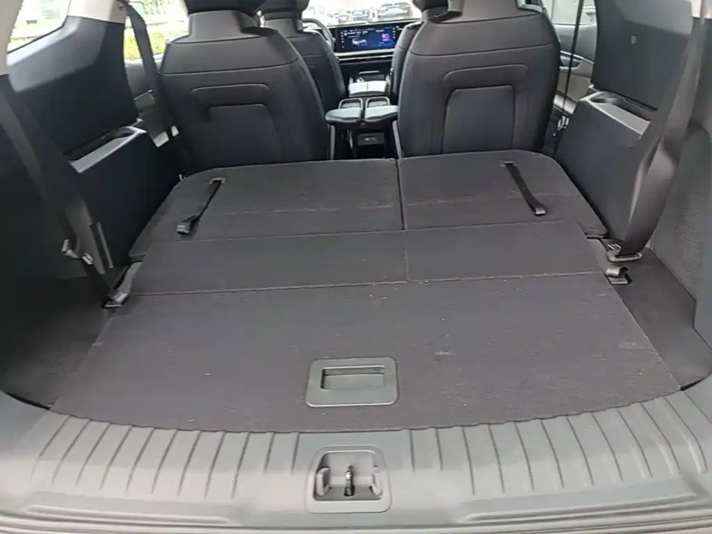 Ford Edge — миниатюра 24