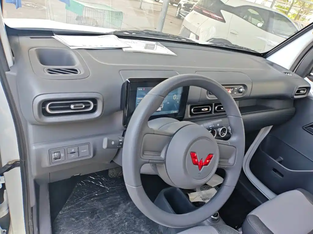 Wuling Sunshine EV 2025 305km