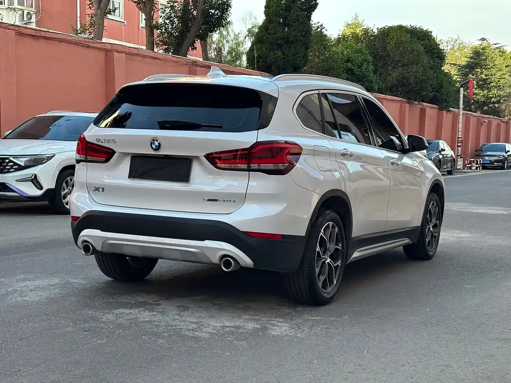 BMW X1 2021 sDrive20Li Premium