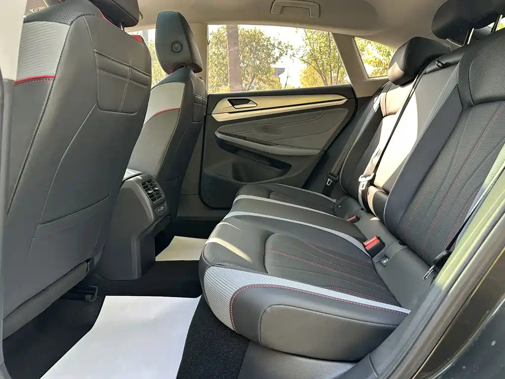 Volkswagen Lamando — миниатюра 15