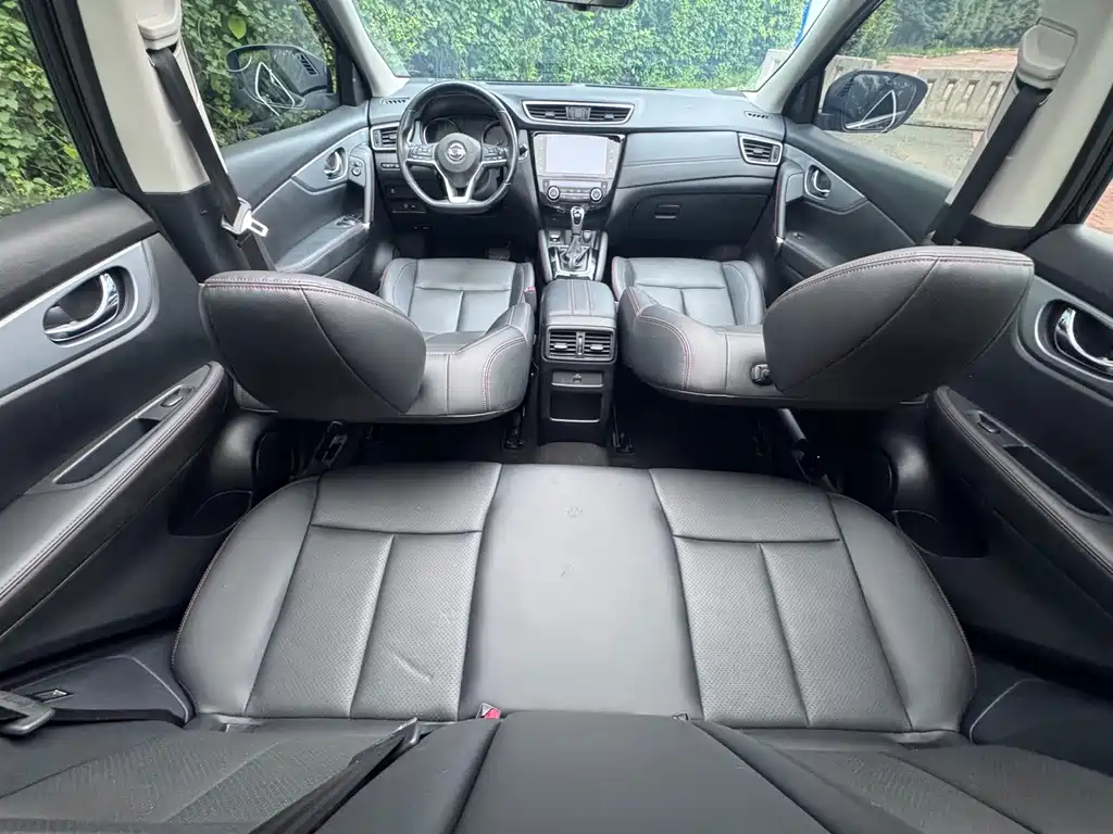 Nissan Qashqai — миниатюра 10
