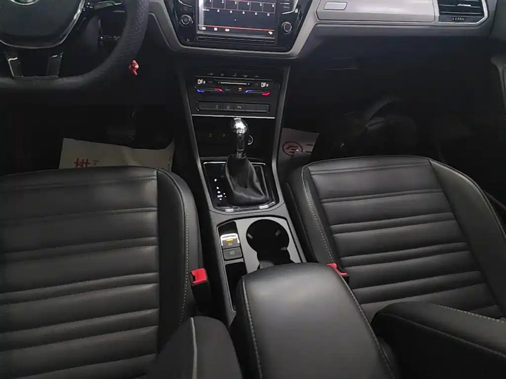 Volkswagen Touran — миниатюра 14
