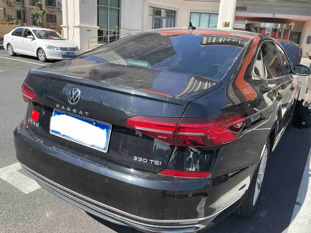 Volkswagen Passat — миниатюра 4
