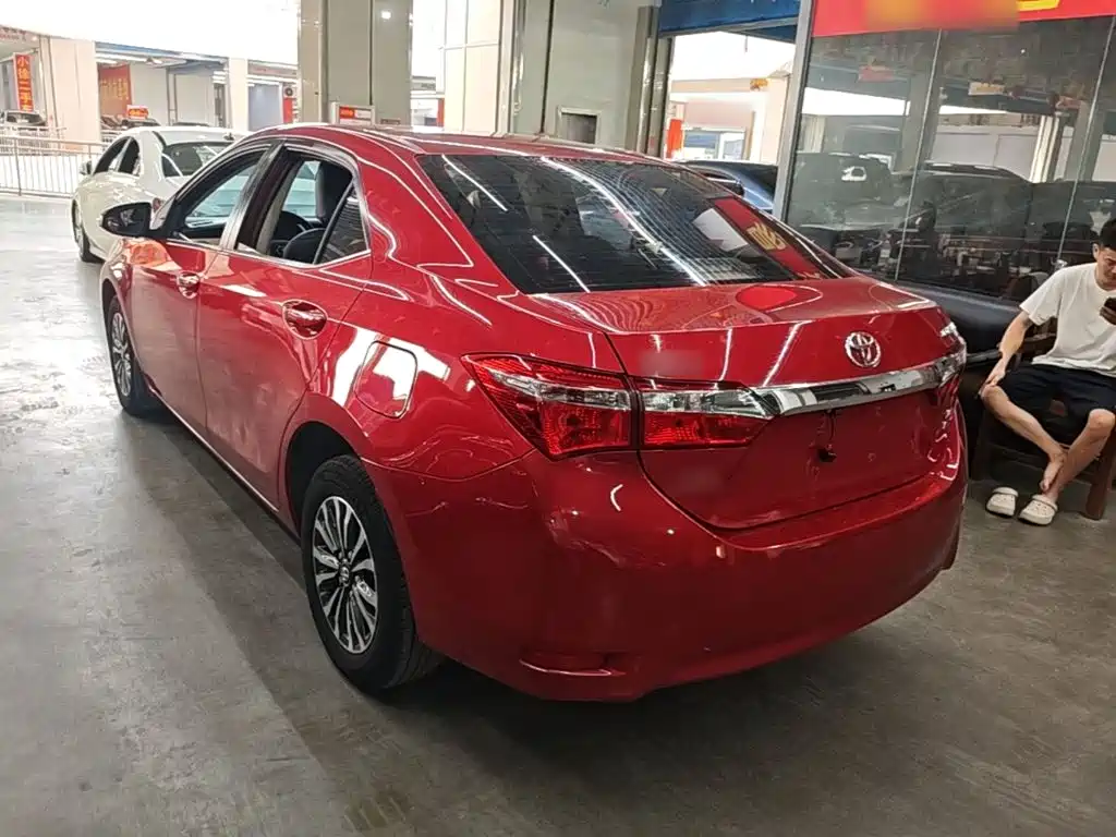 Toyota Corolla — миниатюра 5