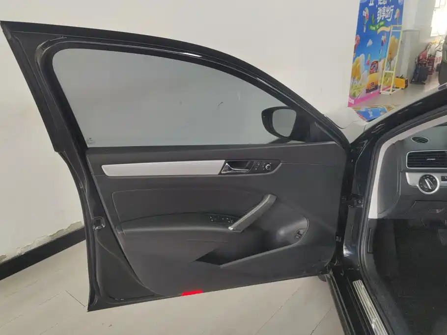 Volkswagen Passat — миниатюра 7