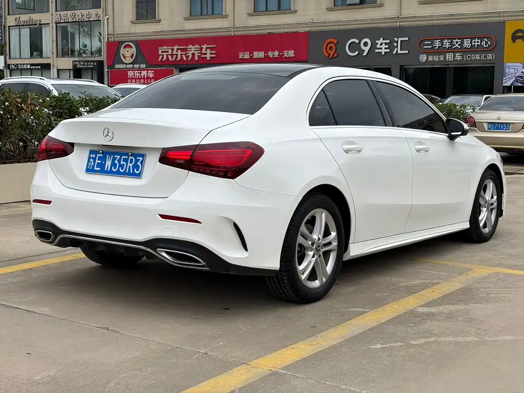 Mercedes-Benz A-Class — миниатюра 4
