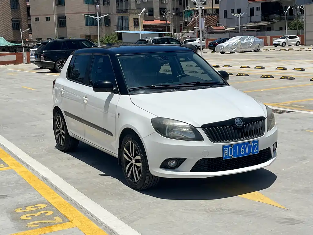 Skoda Fabia — миниатюра 3