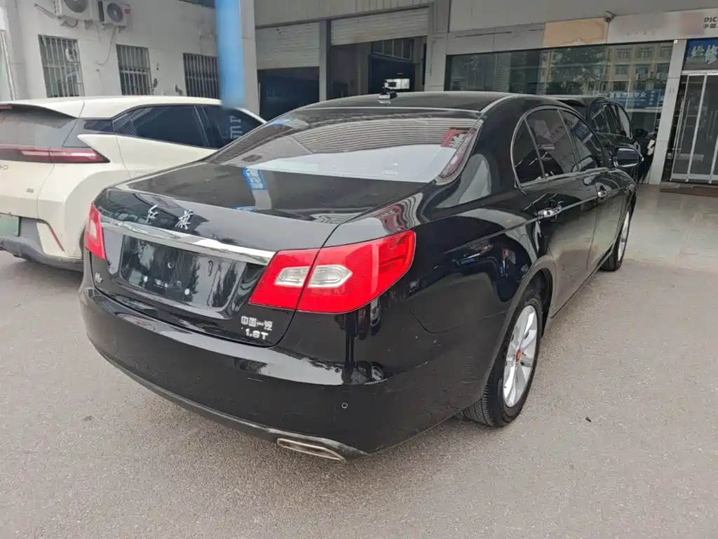 Hongqi Hongqi H7 — миниатюра 7