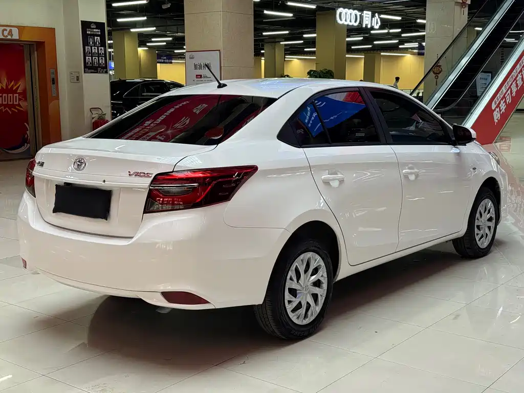 TOYOTA VIOS