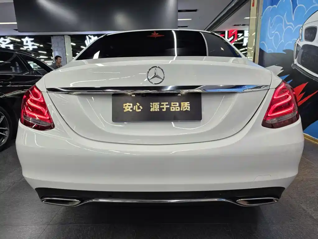 Mercedes-Benz C-Class — миниатюра 4