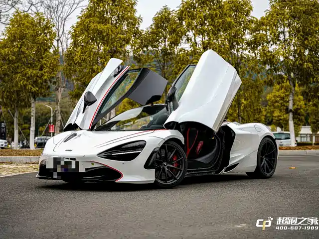 MCLAREN  720S 2018