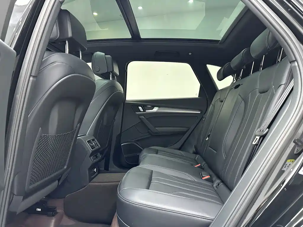 Audi Q5L — миниатюра 11