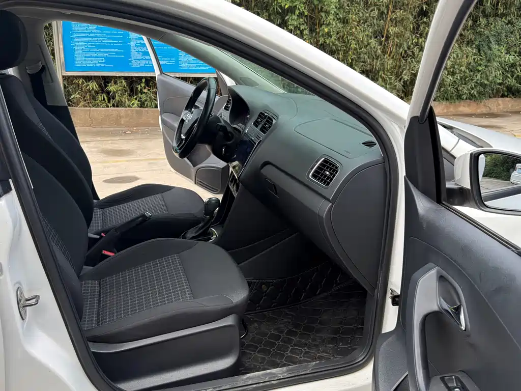 Volkswagen Polo — миниатюра 15