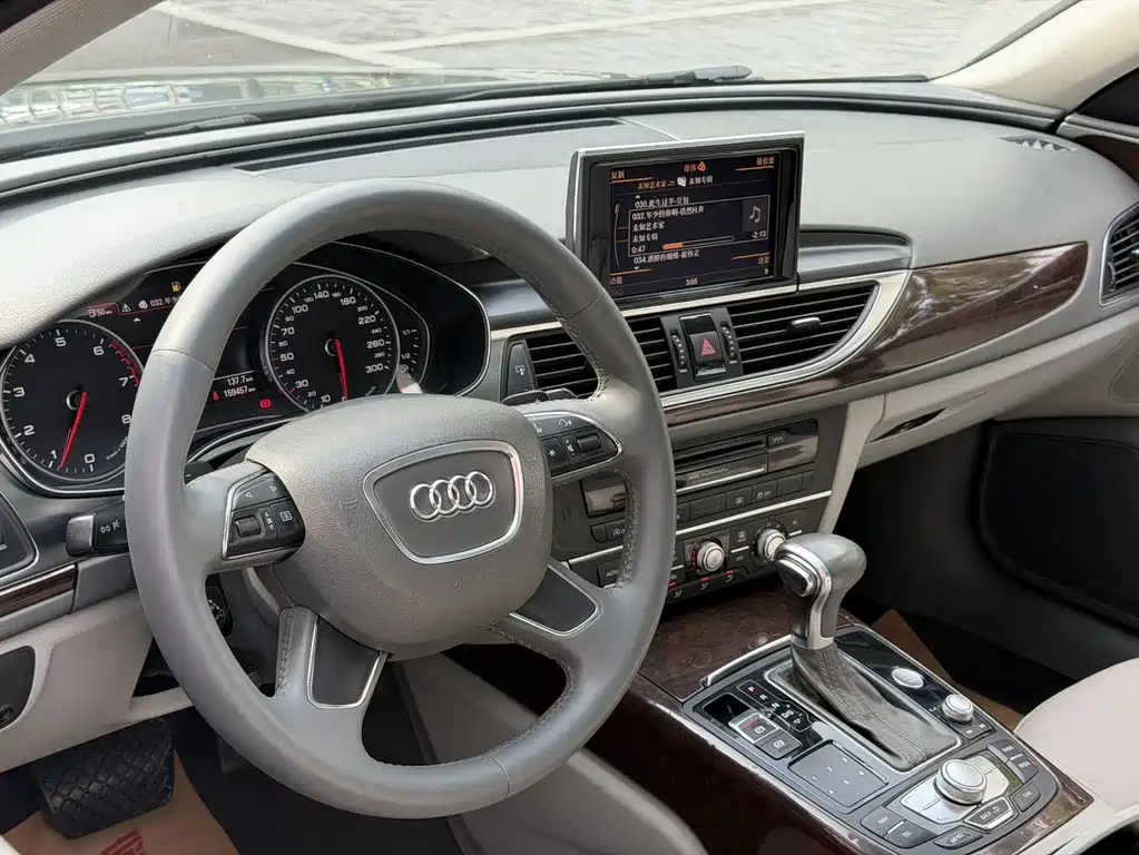 Audi A6L — миниатюра 9