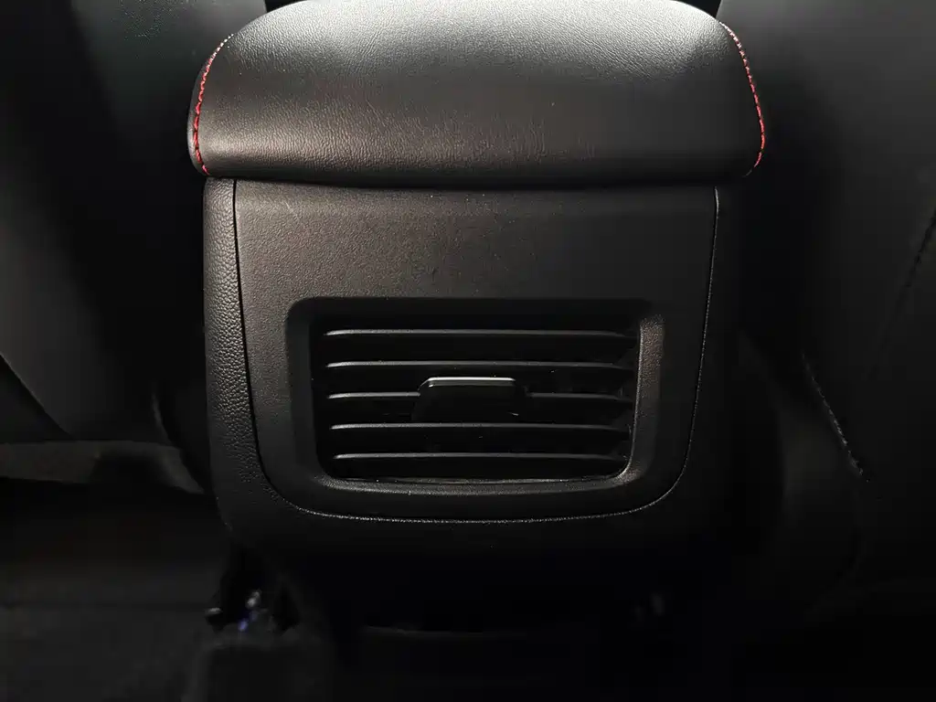 Changan CS35PLUS Blue Whale NE 1.4T DCT Premium Type, фото 17