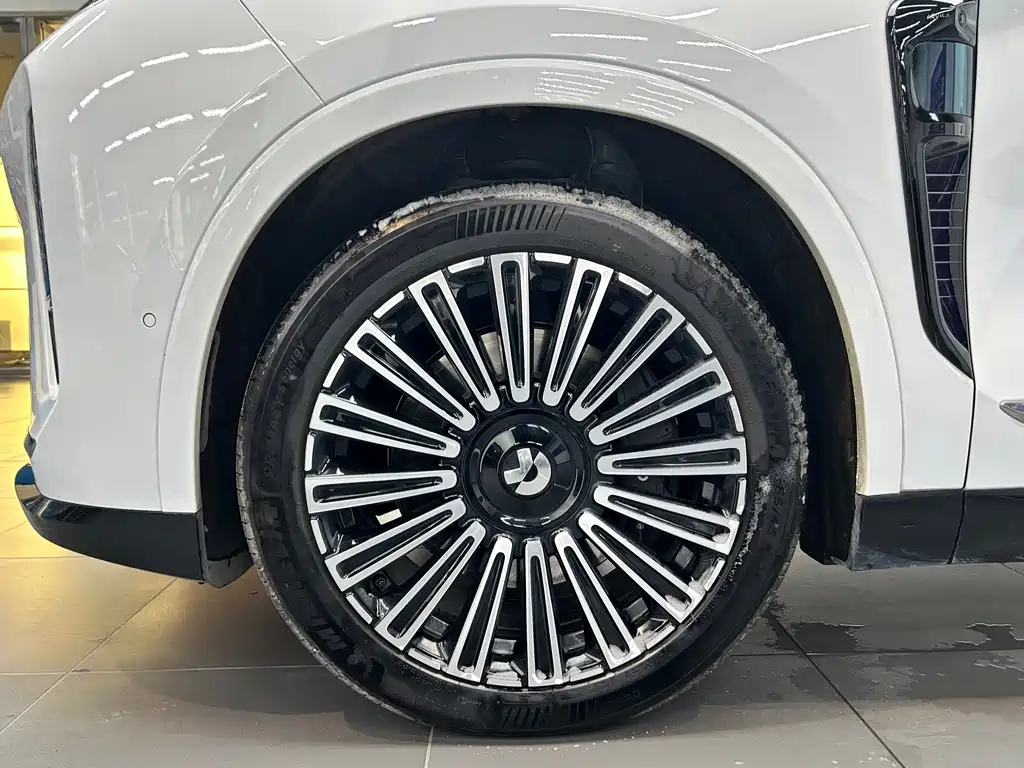 NIO ES8 — миниатюра 20