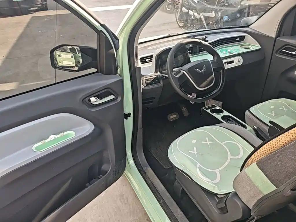 Wuling MINIEV — миниатюра 16