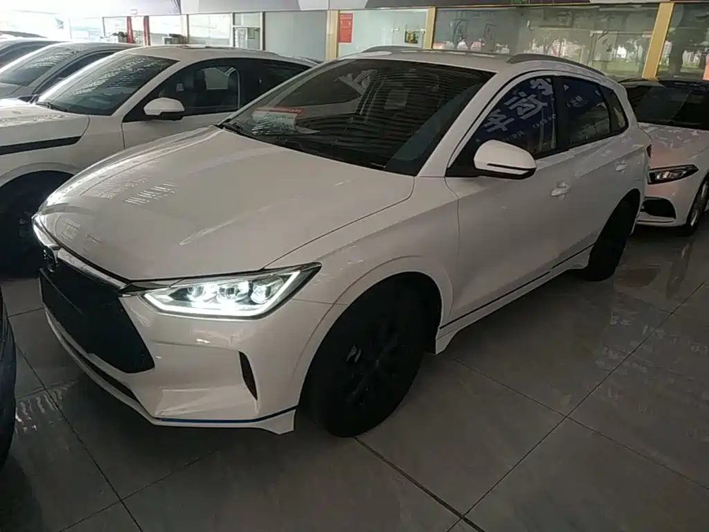 BYD e2 — миниатюра 2