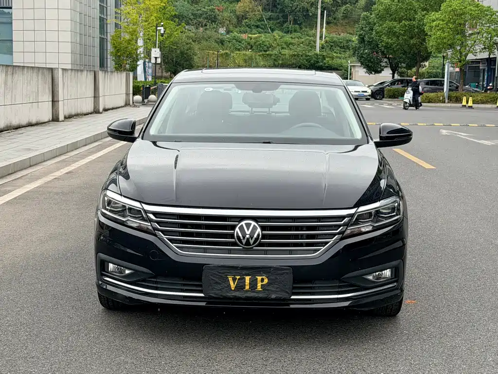 Volkswagen Lavida — миниатюра 2