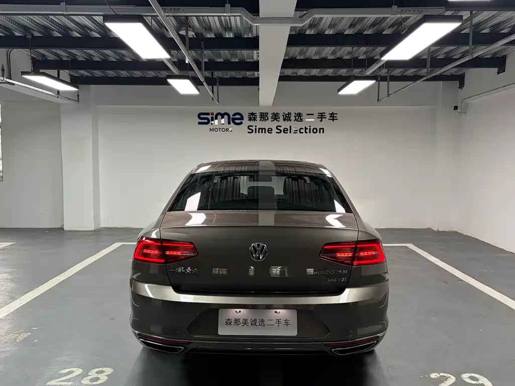 Volkswagen Magotan 2017 380TSI DSG Luxury