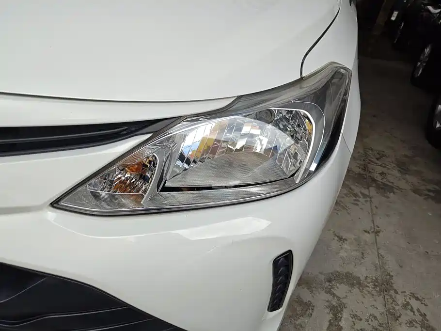 Toyota Vios — миниатюра 5