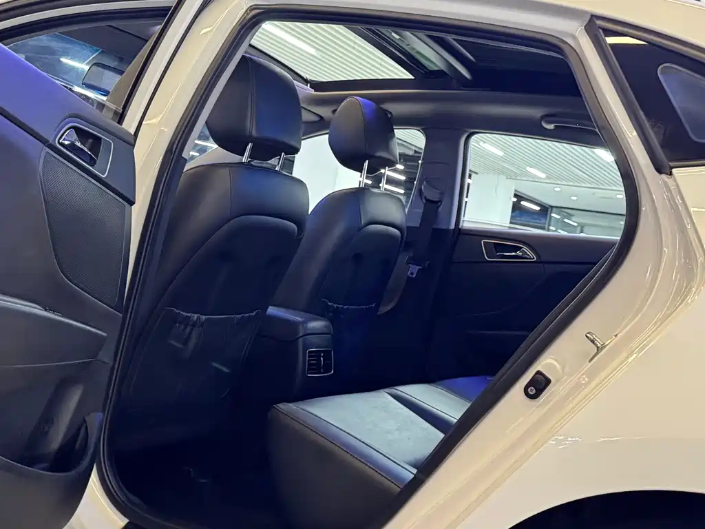 Hyundai Mistra — миниатюра 18