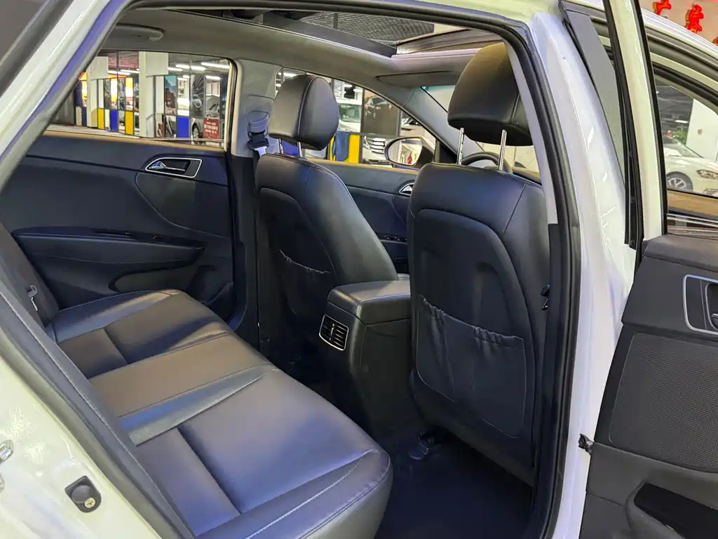 Hyundai Mistra — миниатюра 24