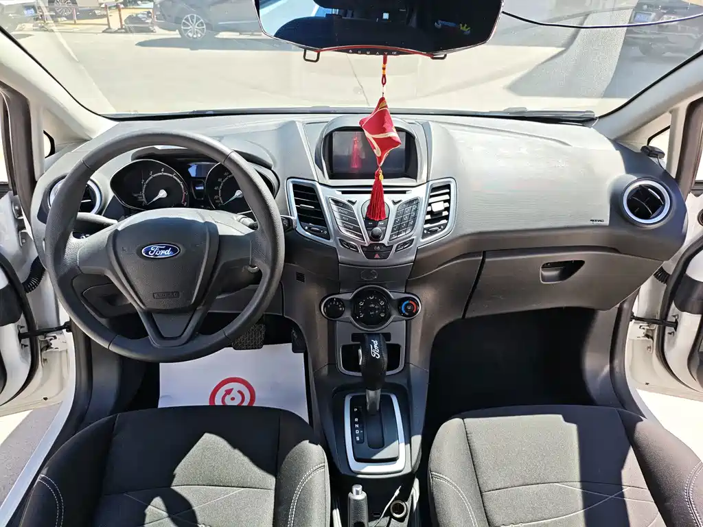 Ford Fiesta — миниатюра 9