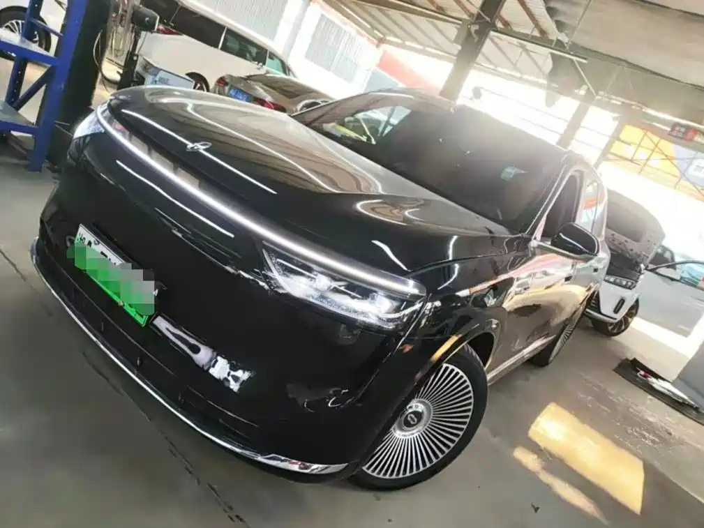 AITO AITO M8 — миниатюра 5
