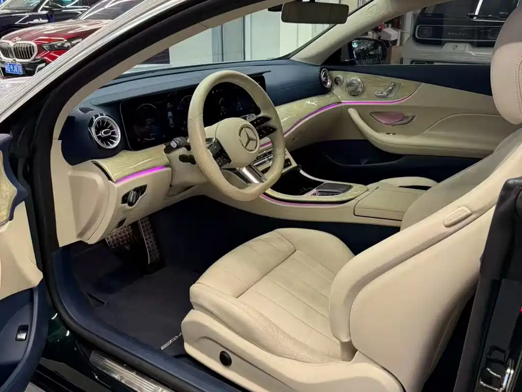 Mercedes-Benz E-Class (Import) — миниатюра 4