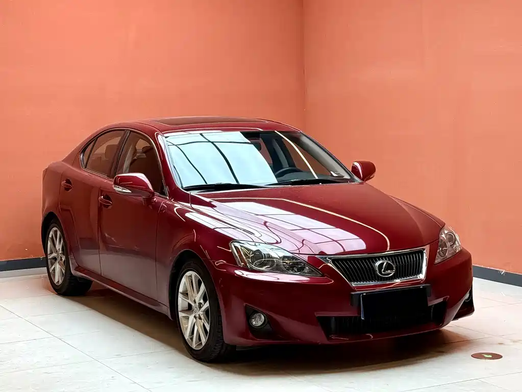 Lexus IS — миниатюра 3