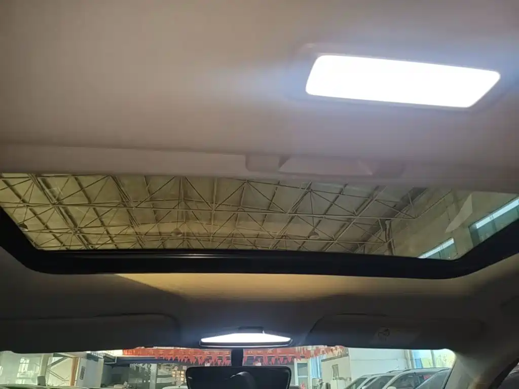 Geely Emgrand — миниатюра 18