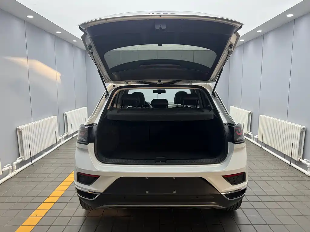 Volkswagen T-Roc — миниатюра 19