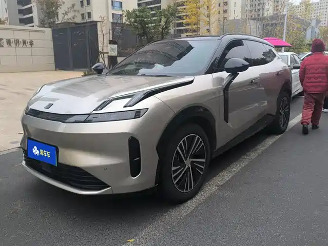 LYNK & CO. 08 EM P 2024